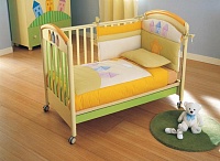 продаю детскую кроватку Pali Sole (Италия) с комплектом постельный принадлежностей